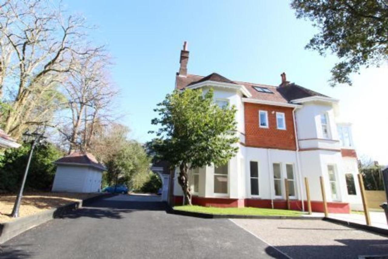 Middle Chine - 2 Bedroom Holiday Home Bournemouth Exterior foto